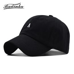 New Designer Embrodiered Letter Baseball Cap Snapback Women Men Black White Yellow Green Dad Fitted Hats Sombrero Hombre 210311277g