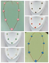 Pendant Necklaces Classic clover necklace for women four leaf flower 18K gold plated charm party wedding Mother's Q230908