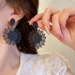 Dangle Earrings Exaggerated Trendy Black Hollow Leaves For Women Korean Style Jewellery Exquisite Vintage Earring Classic Charm Jewellery