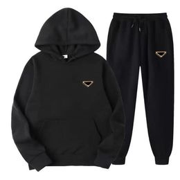 Men Tracksuits Fashion luxury Designer Women cotton Hoodie Sets Jumpers Tracksuit With Budge Embroidery Hoodies Pants Two Pieces Set S-3XL