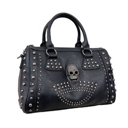 Evening Bags Versatile Shoulder Bag Rivet for Teen Girl PU Crossbody Vintage Skull Punk Fashion Casual 230908