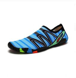 Casual shoes for men and women in summer lightweight and breathable safe walking flying woven socks Athletic Sneakers sports popular Cheap