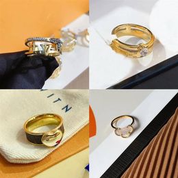 Luxury Ring Jewellery Designer Rings Women Wedding Love Charms Never fade Supplies Black White 18K Gold Plated Stainless Steel Fine 293b