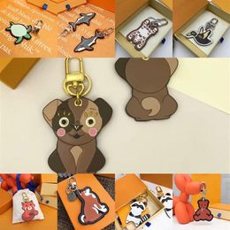 Classic Cartoon Cute Tiger Keychain Wallet Keyring Designer Animal Car Penguin Letter Fox Keychains Women Charm Pendant Accessorie215x