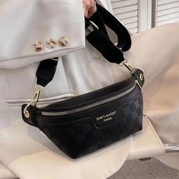 designer ins women Waist bags Packs Wide Strap Crossbody Chest Bag Female Elegant Plaid PU Leather Fanny Pack Ladies Stylish 1335-235T