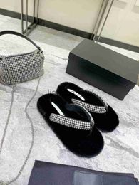 Slippers 2021 autumn winter woolen slippers Rhinestone chain design non slip rubber outsole complete packaging sizes 35-39 x0909
