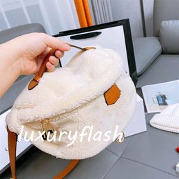 Original Hardware Soft Plush High Quality Genuine Teddy Men Chest Bag Bumbag Designers Crossbody Bags Purse Letter Tedy Luxurys La1935