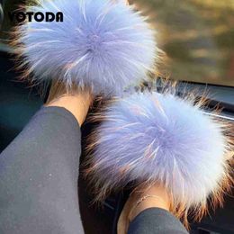 Slippers New Fur Slippers Women Fluffy Real Fox Fur Slides Fuzzy Raccoon Hair Flip Flops Comfortable Indoor Sandals Summer Woman Fur Shoe H1122 Q230909