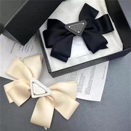 Designer Cute Sweet Barrettes Womens Girls Hairpin Classic Letter Hair Clips Luxury Hairclips Fashion Bow Hairpin258o