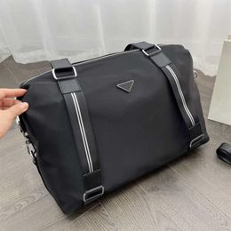 New Designers Duffel Bags Fashion Designer Bag 3 Style Men Female Travel Bags Nylon Luxurys Handbag Large Capacity Carry Luggage P274E
