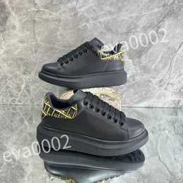 2023 new top Hot Luxury Designer Outdoor Shoes Woman shoes Leather Lace Up Men Fashion Platform Sneakers White Black mens womens Casual Shoes xsd221114