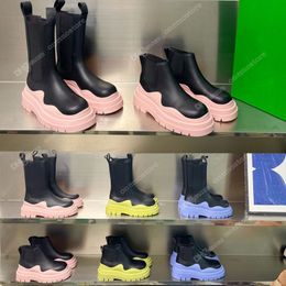 Designer Tire Boots Chelsea Martin Boots Women Men tires Boot Fashion Booties Platform Luxury Black Green Pink Transparent Rubber Walk Show Winter Snow Rainboots