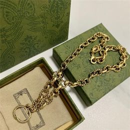 Vintage Double Letter Chain Necklaces Interlocking Letters Pendant Necklace Designer Everyday Versatile Pendants Jewelry245I