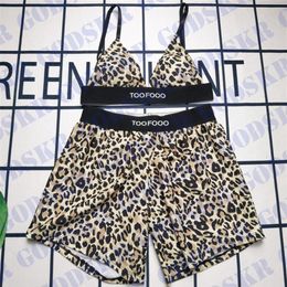 Designer Bikini Leopard Bra Shorts Set Sexy V Neck Underwear Womens Swim Trunk Fashion Crop Tops Four Colors346Q
