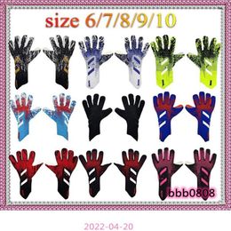 4MM Goalkeeper Gloves Finger Protection Professional Men Football Gloves Adults Kids Thicker Goalie Soccer glove328s218a