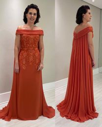 Orange Lace Mother of the Bride Dresses Off The Shoulder Neck Column Evening Gowns With Cape Floor Length Chiffon Wedding Guest Dress