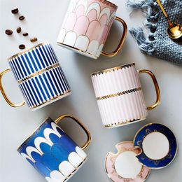 Ceramic Mugs British Light Luxury Cafe Cup Living Room Office Porcelain Tea Mug With Gold Handle Whole263S