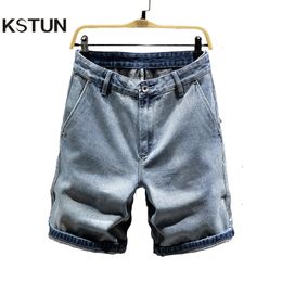 Men's Jeans Mens Streetwear Shorts Light Blue Straight Loose Fit Casual Male Denim 2023 Summer Knee Length Pants Men Oversize 42 Kpop 230909