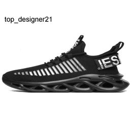 New 23ss Women Men Sneakers Breathable Running Shoes Outdoor Sport Fashion Comfortable Casual Couples Gym Mens Zapatos womens mens shoes