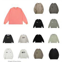 Essential Clothing: Designer kith hoodie for Women and Men - Autumn/Winter Pullover Sweatshirt with Sleeves and Hood, made of High-Quality Cotton