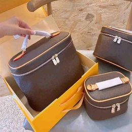 Lady Cosmetic Bags Fashion Women Makeup Bag Designers Handbag Travel Pouch Ladies Purses High Quality Organizador Toiletry Cases202483