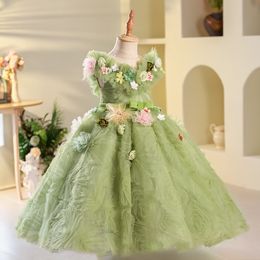 New Pretty 2023 Princess Flower Girl Es For Wedding Ball Gown 3D Floral Appliqued Toddler Pageant Gowns Floor Length Plffy Tulle Kids Prom First Communion s