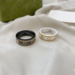 18k Gold Ring Stones Fashion Simple Letter Rings for Woman Couple Quality Ceramic Material Fashions Jewellery Supply284M