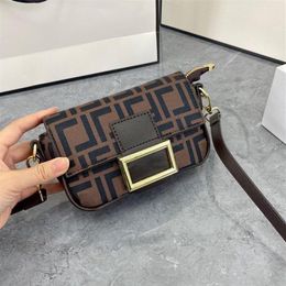 2023 Women's messenger bag Brand letter print handbags leather grils bag large-capacity shoulder bags 23cm and 19cm high qual299W