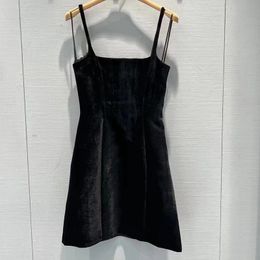 2023 Summer Black Solid Color Dress Sleeveless Square Neck Knee-Length Casual Dresses S3S01M179