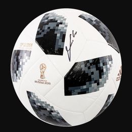 Modric COUTINHO Suarez Autographed Signed signatured auto Collectable Memorabilia 2018 WORLD CUP SOCCER BALL211d