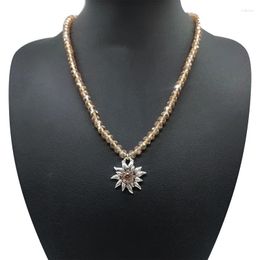 Pendant Necklaces Fashion Crystal Beaded Necklace For Women Antique Silver Charming Rhinestone Edelweiss Flower Small Jewellery Wholesale