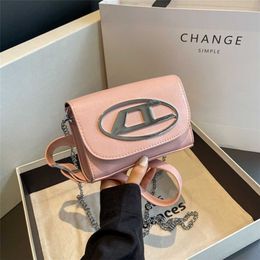 Popular bags for sale Super Fire Chest 2023 New Version Fashion Foreigner Letter Dingdang Small Chain Shoulder Strap