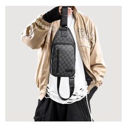Fashion Man Messenger Bags Plaid Men Bags Shoulder Crossbody PU Leather Sling Bag For Male Black Single Women Backpack for girls b2314