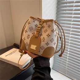 This year's popular 2023 new trendy and fashionable high-end shoulder texture niche casual cross body 90% Off Store sales