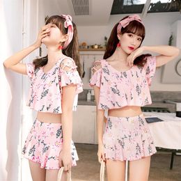 2023 New Web Celebrity Swimsuit Women Split Bikini Two Piece Spring Slim And Fresh Student Swimsuit244i