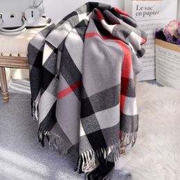 Luxury Warm Scarf Fashion Classic Wool Plaid Scarf Men Women Shawl Dual Use High Quality Tassel Cashmere Scarves Wholesale