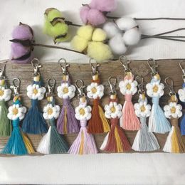 Fashion Daisy Flower Macrame Wristlet Keychains Bohemian Tassel Car Keyring Holder Women Bag Handbag Charms Wallet Purse Decor