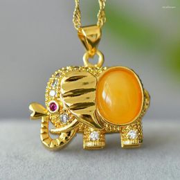 Collane con ciondolo Collana con elefante in ambra naturale da donna Gioielleria raffinata Ambra baltica autentica Ciondoli Fengshui in oro Amuleto fortunato