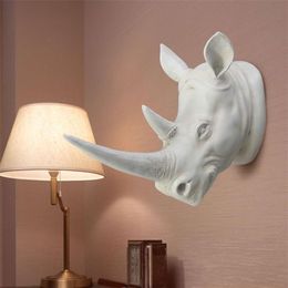 KiWarm Resin Exotic Rhinoceros Head Ornament White Animal Statues Crafts for Home el Wall Hanging Art Decoration Gift T200331281C