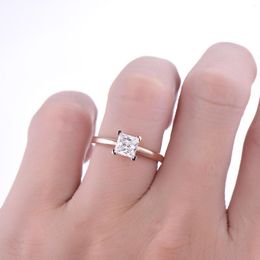 Cluster Rings Solitaire Engagement Ring 1CT Princess Cut WhiteD Moissanite 14K Gold Wedding Bands Fine Jewellery Accessories Women