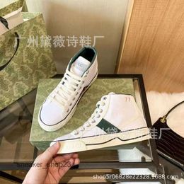 Shoes Female Sneaker Shoe Fashion 2024mac80 Casual Mens Luxury Spring Brand Board Couple 1977 High Top Canvas Summer Breathable Vzr2