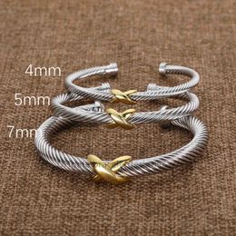 Jóias de moda de grife Twisted X Bracelet Gold Charm Sliver 925 Surling Silver Bracelets trançado Bangle Cross Diamond Zircon Luxury Birthday Prese