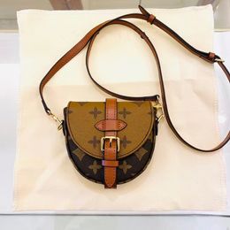 woman luxury Shoulder bags handbag BB mini bag Crossbody designer bags Saddle bags love shape cc heart bag Shoulder bag chain handbags genuine Leather M46643 46740