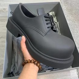 New Design Men DerbyShoes Big Round Toe Thick Sole EVA Casual Shoes Street Luxury Designer Shoes