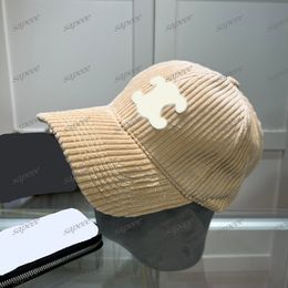 Winter Desingers Luxurys Beanie Warm Knitted Caps Ear Protection Casual Temperament Cold Cap Beanie Fashion Hats Couple Headwear 239112PE