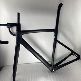 2022 new road bike carbon frame all internal wiring disc brake 700C carbonfiber frameset compatible with Di2 and mechanical group2153