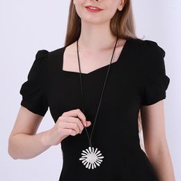 Pendant Necklaces Amorcome Vintage Sunflower Necklace For Women Statement Leather Rope Long Fashion Ladies Party Jewellery Gift