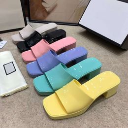 Women High Heels Sexy Slippers Candy Colours Rubber Solid Jelly Sandals Fashion Designer Summer Beach Jelly High-Heeled Slides Material Bright Flip Flops Slipper