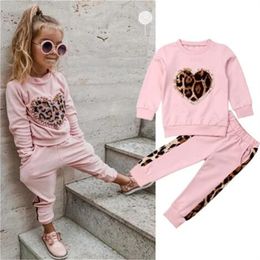 BAMBINI BAMBINO ABBILITÀ BAMBINA SULLA SUSSUITTI BAMBINI SULLA SUSSIMENTO MANSEVE LUNGA LEOPARD GIRLI FONDIRTI CONTENI CON I PANTS Abito a due pezzi Abiti per neonati per bambini piccoli