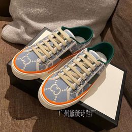 Sneaker Casual Shoe Summer Old Board Flower Fashion Canvas Female Couple Versatile Flat Bottom Sports Shoes Mens Bdnz